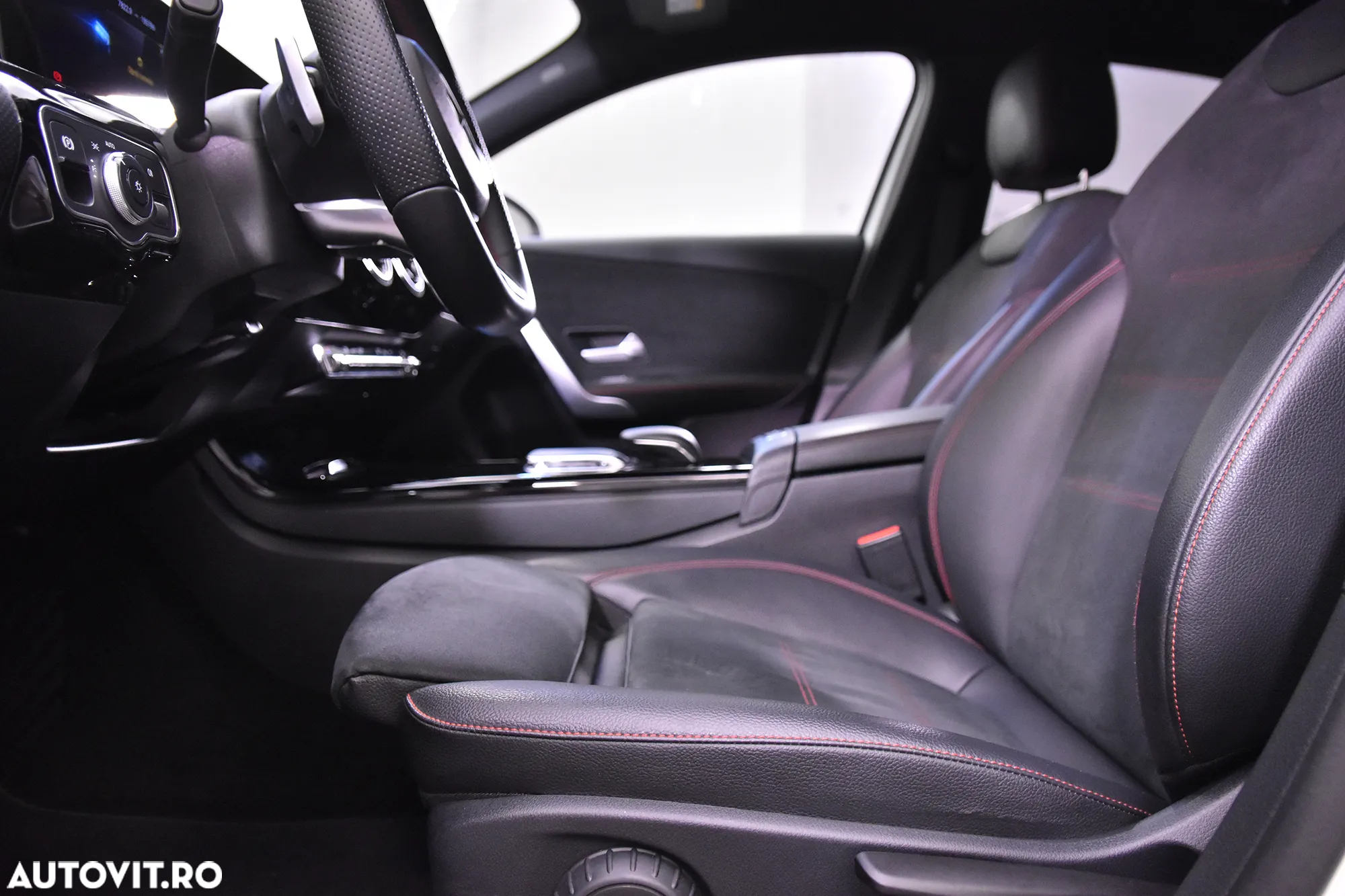 Mercedes-Benz A - 23