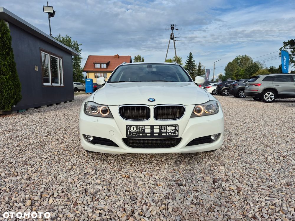 BMW Seria 3 318d DPF - 10