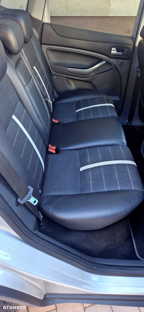 Ford Kuga 2.0 TDCi Titanium - 18