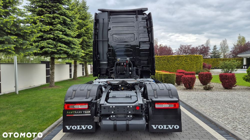 Volvo VOLVO///FH///500///2022/// GLOBETROTTER///XXL/// ALUFELGI///VIRTUAL COCPIT///TABLET///FULL LED///KLIMATYZACJA POSTOJOWA///ZABUDOWY MIĘDZYOSIOWE///KAMERA/// STAN BARDZO DOBRY - 8