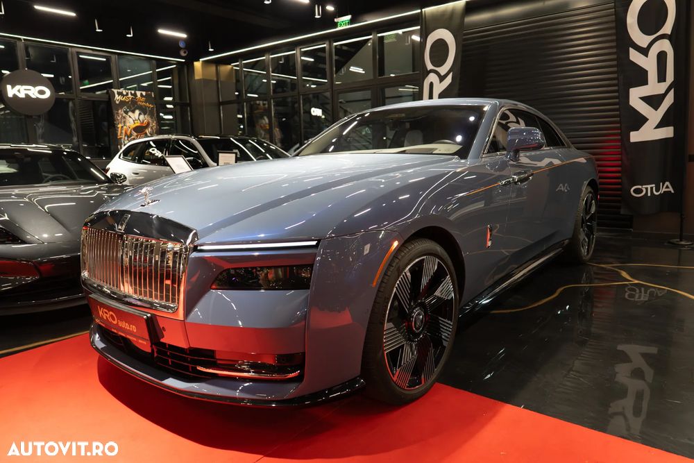 Rolls-Royce Spectre - 2