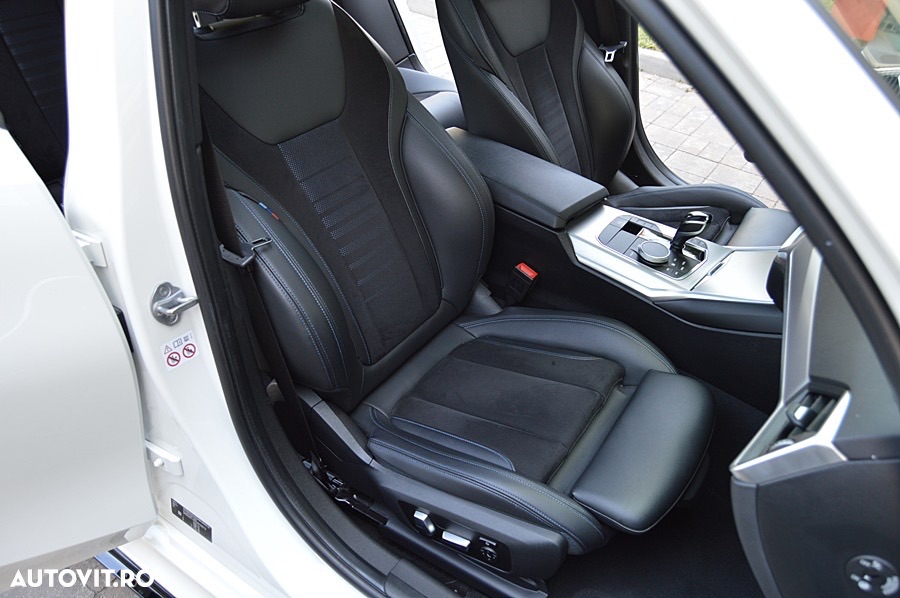 BMW Seria 3 330i AT - 18