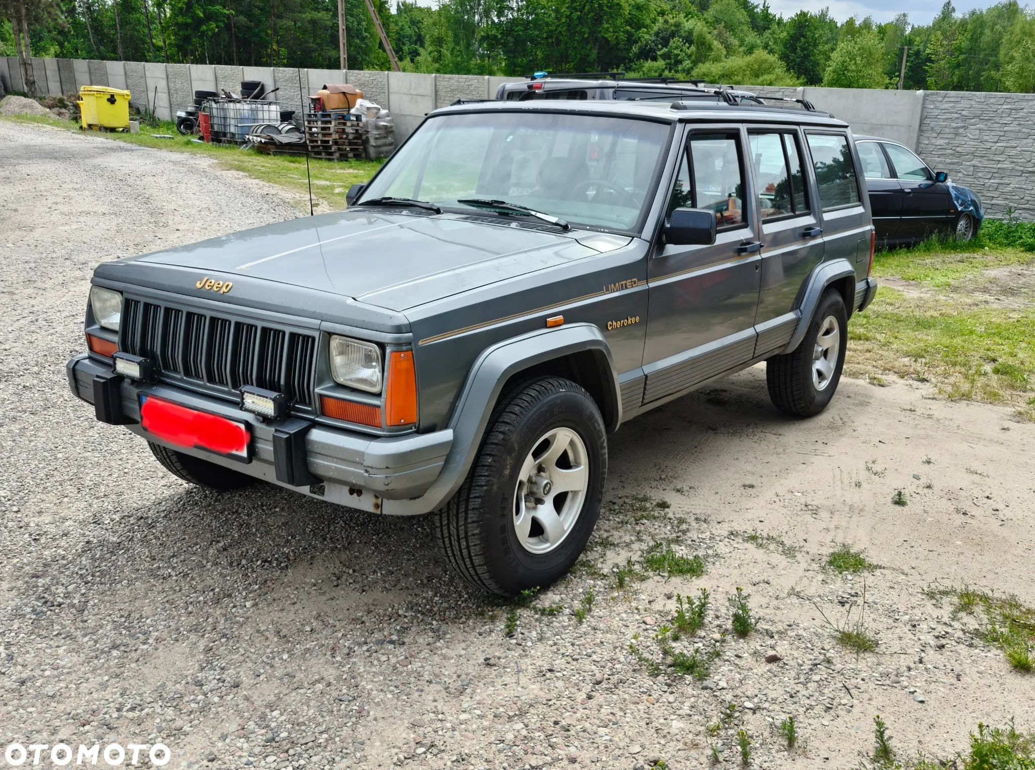 Jeep Cherokee