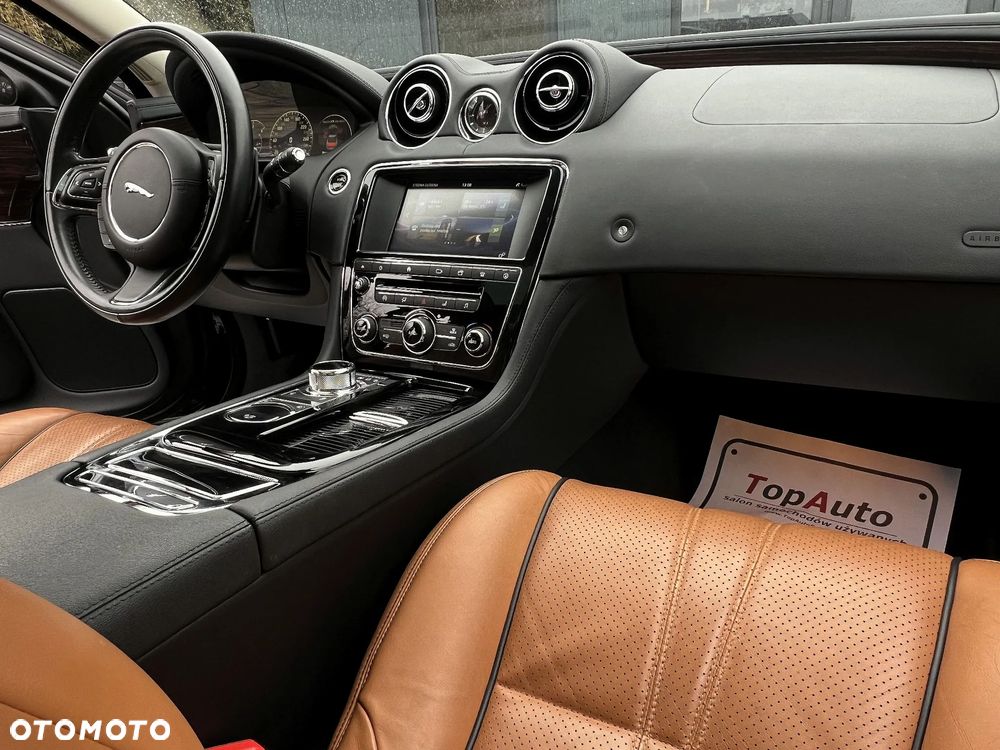 Jaguar XJ 3.0 D V6 Premium Luxury - 18