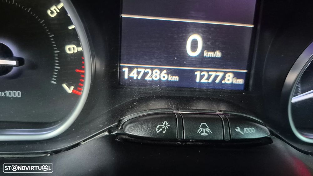 Peugeot 208 1.2 VTi Active - 12