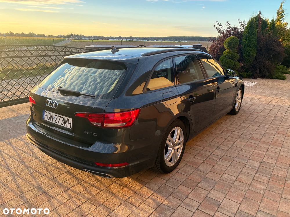 Audi A4 Avant - 4