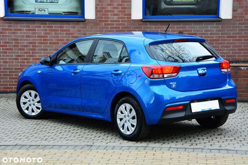 Kia Rio 1.2 M - 21