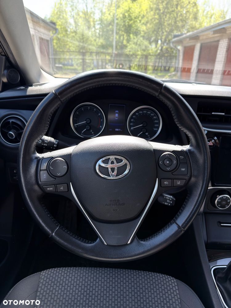 Toyota Corolla 1.6 Premium - 14