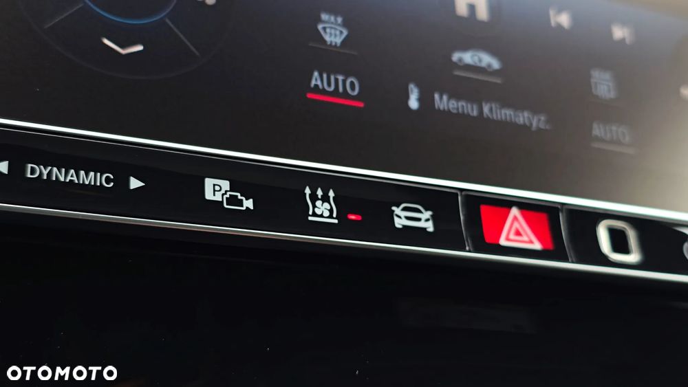 Mercedes-Benz GLC 300 d 4Matic 9G-TRONIC AMG Line Advanced - 25