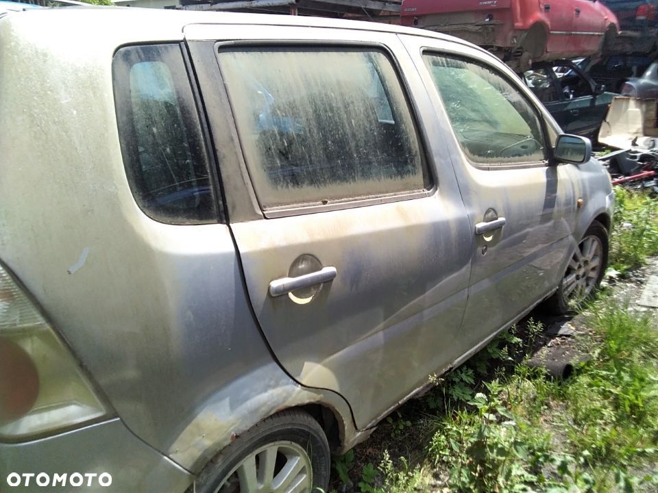 Drzwi  DAIHATSU YRV 1.3B 04R. lampy,drzwi,klapa, maska.... - 2