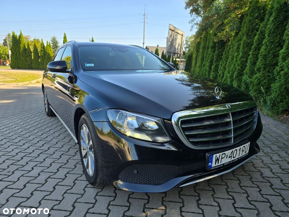 Mercedes-Benz Klasa E 200 9G-TRONIC - 21