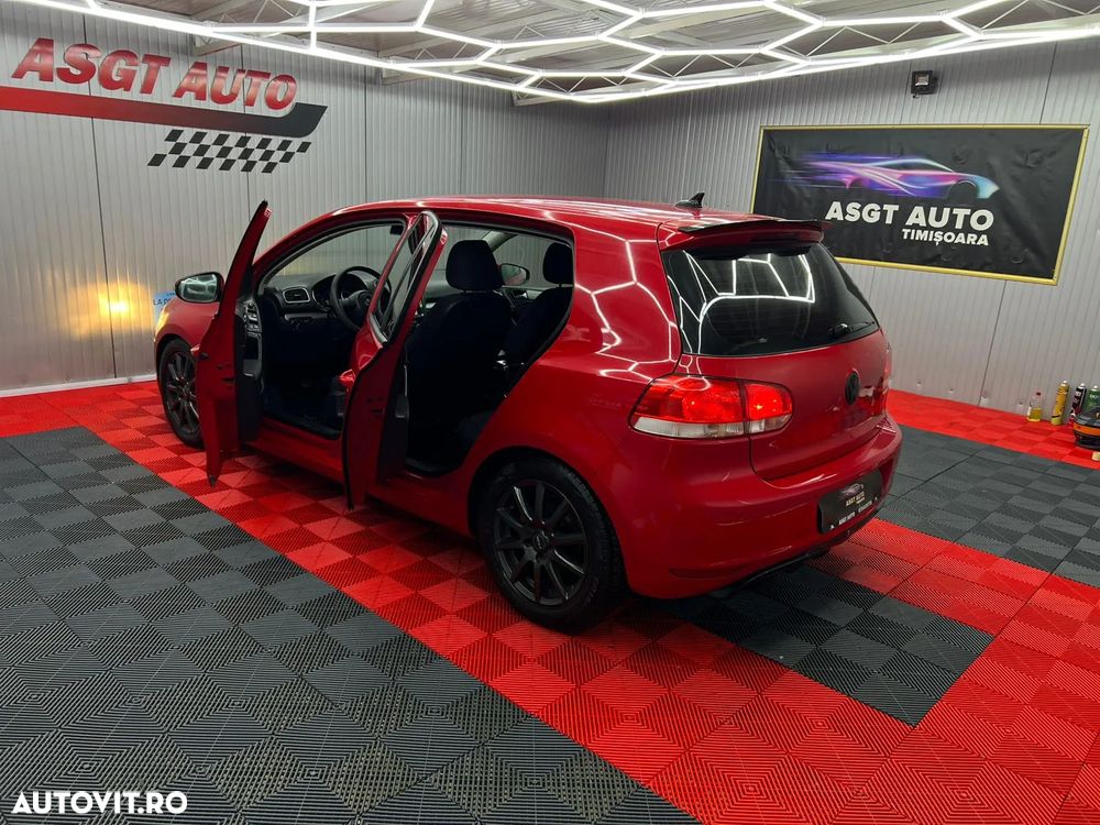 Volkswagen Golf - 16