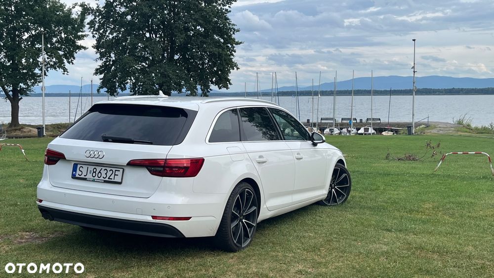 Audi A4 Avant 2.0 TDI Design S tronic - 36