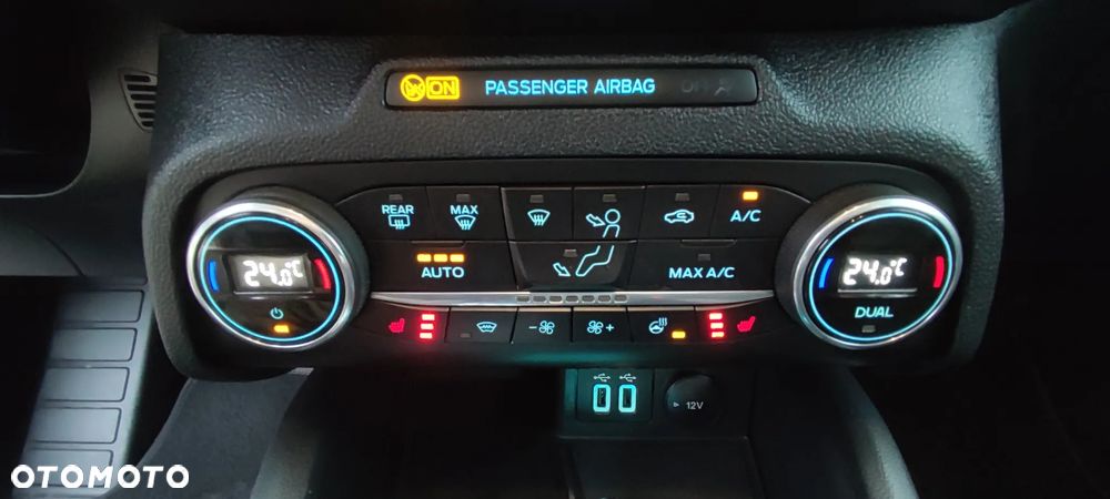 Ford Focus 1.0 EcoBoost Titanium ASS PowerShift - 14