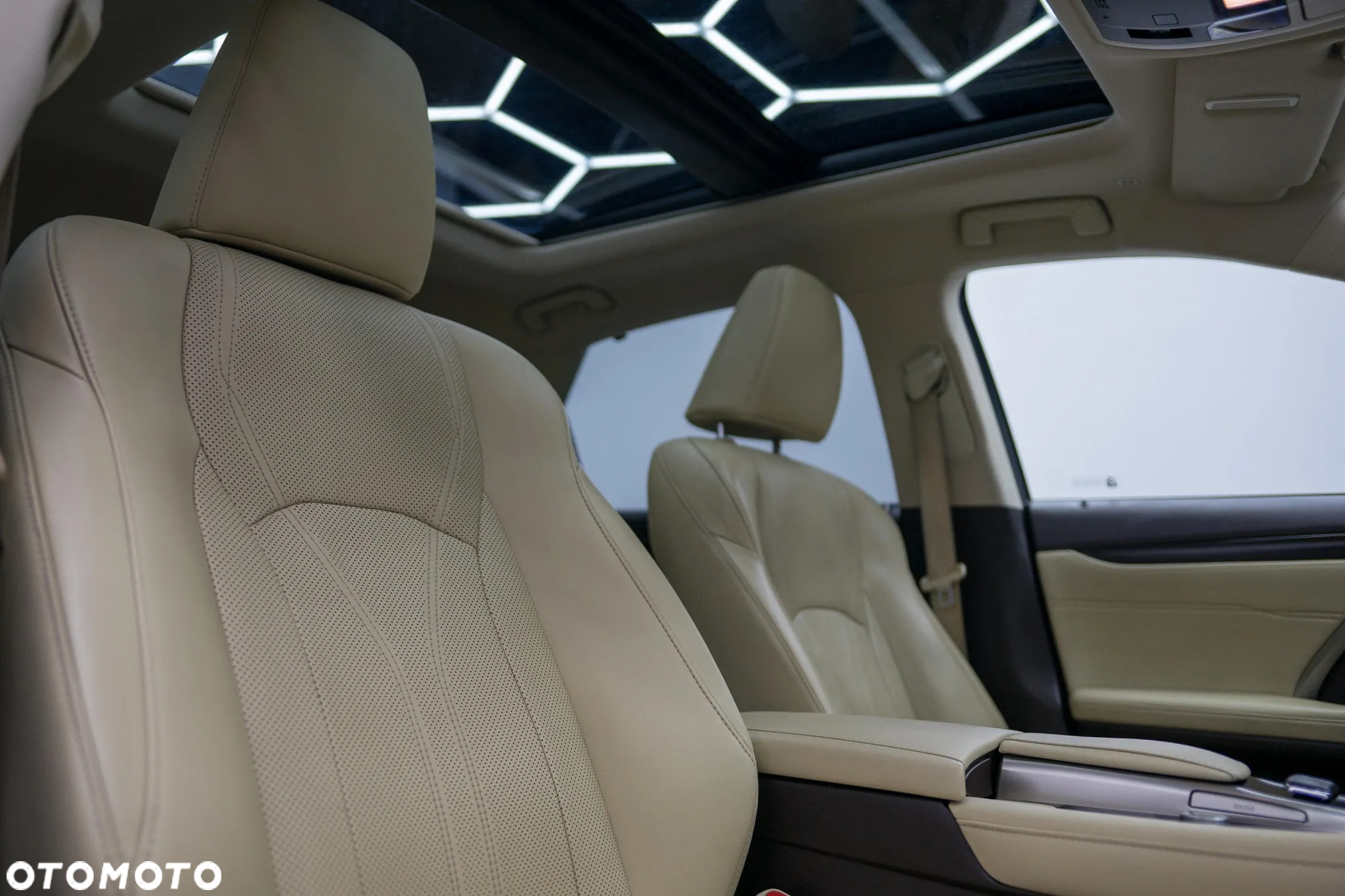 Lexus RX 450h Prestige - 8