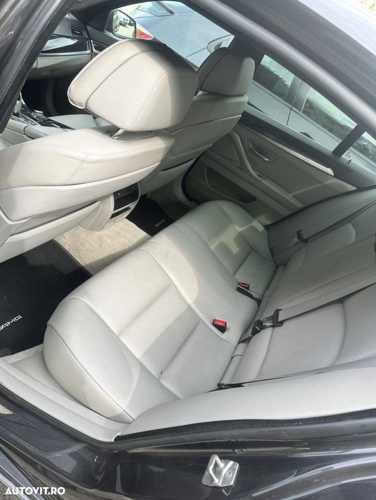 BMW Seria 5 525d xDrive - 4