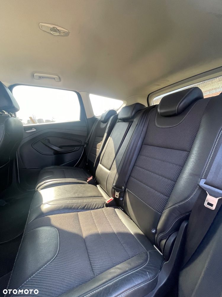 Ford Kuga 2.0 TDCi AWD Titanium - 10