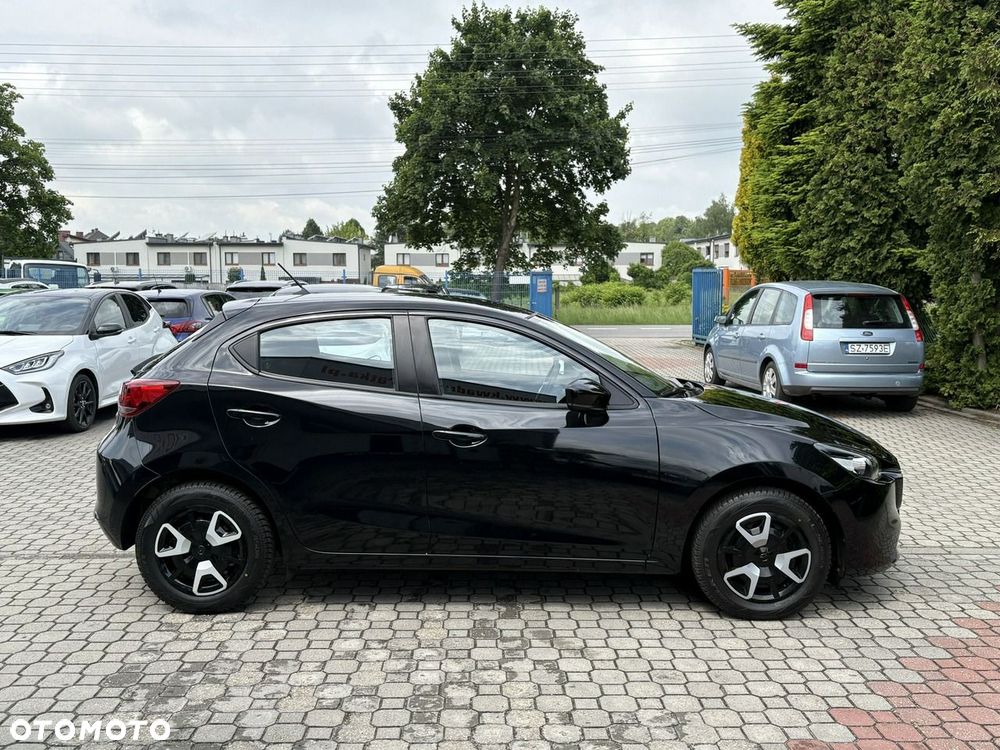 Mazda 2 - 4