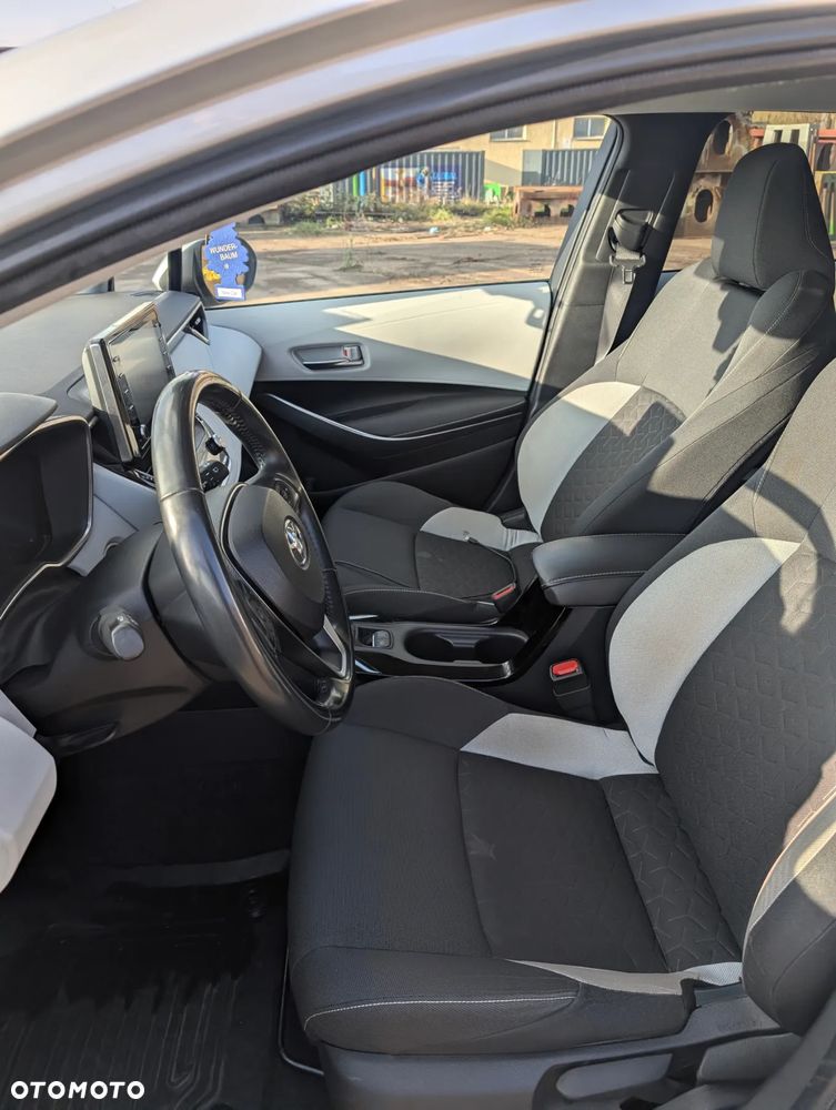 Toyota Corolla 1.8 Hybrid Comfort - 6