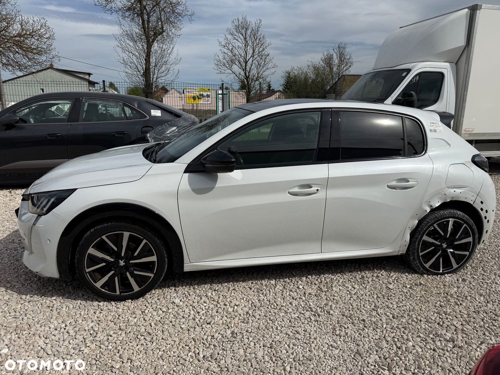 Peugeot 208 - 7