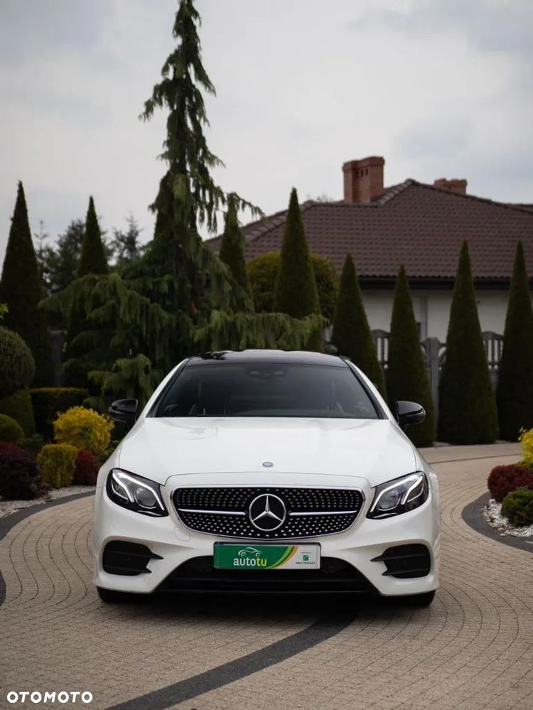Mercedes-Benz Klasa E 300 Coupe 9G-TRONIC - 4