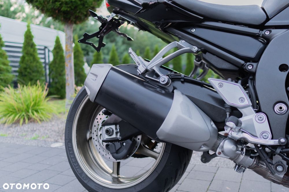 Yamaha FZ - 15