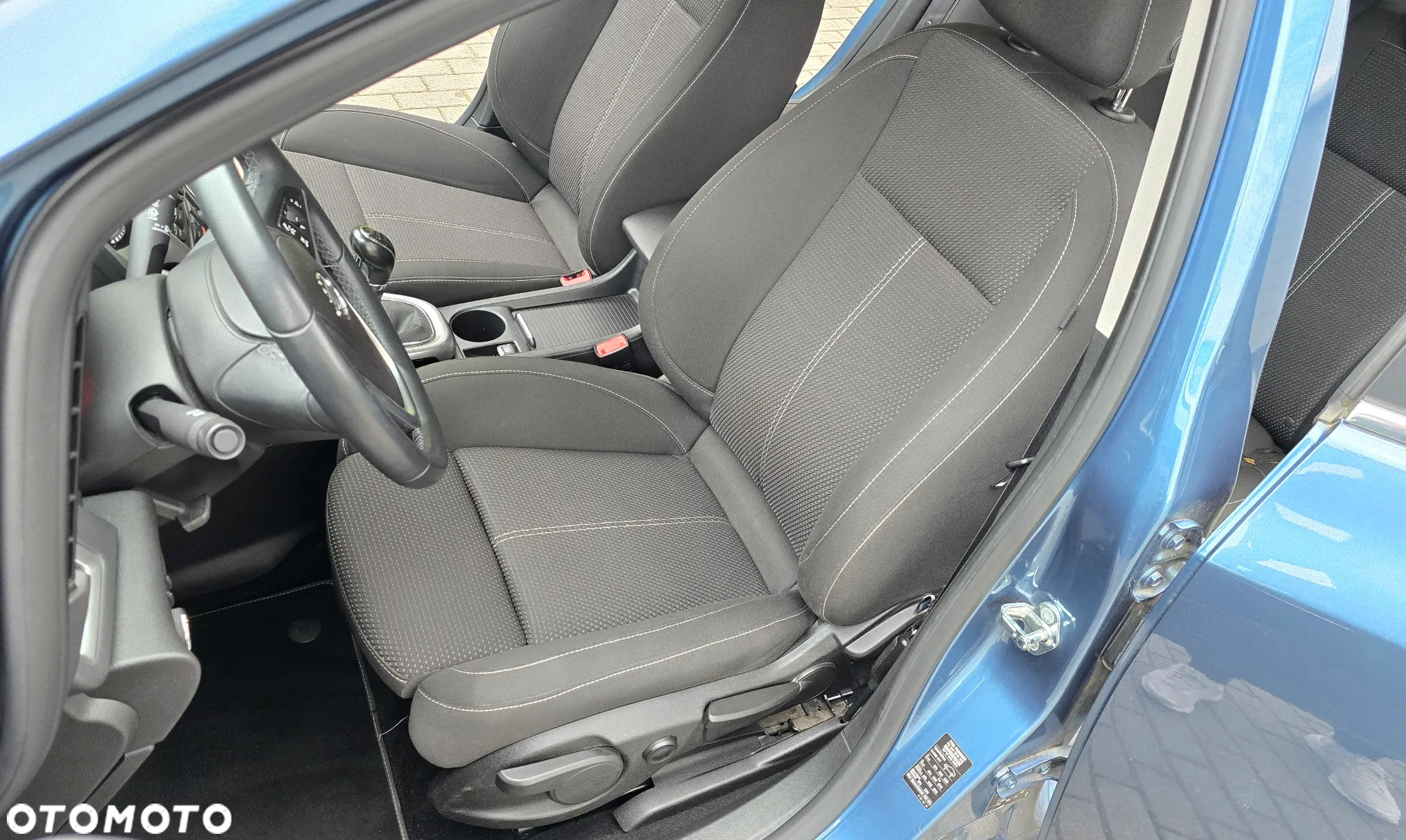 Opel Astra 1.4 Turbo Cosmo - 23