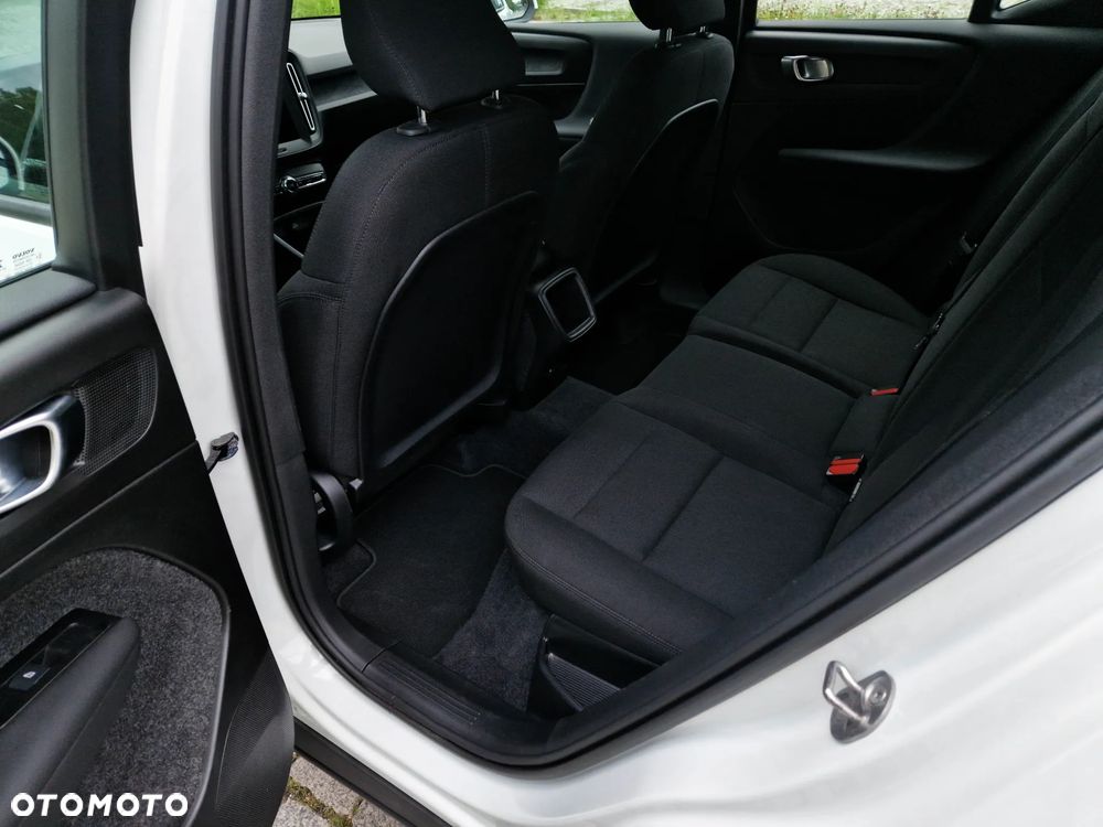 Volvo XC 40 T3 Momentum Core - 8