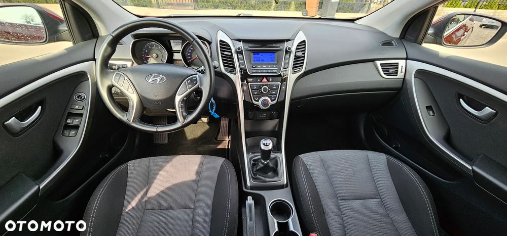 Hyundai i30 1.4 Select - 13