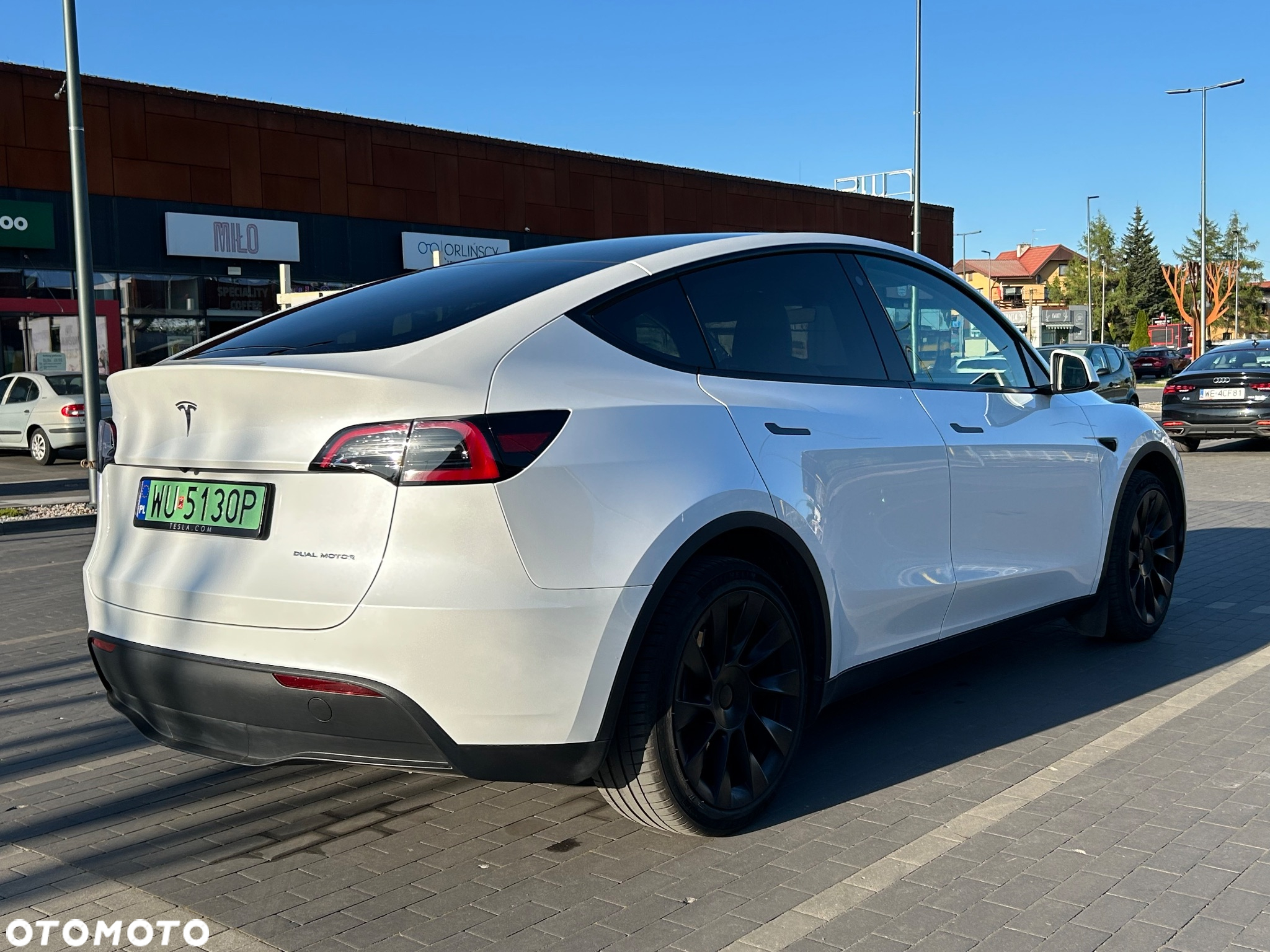 Tesla Y Long Range AWD - 7