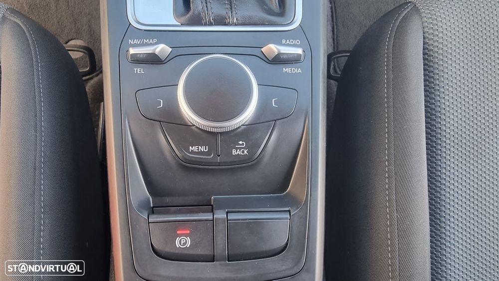 Audi Q2 1.6 TDI Design S tronic - 15