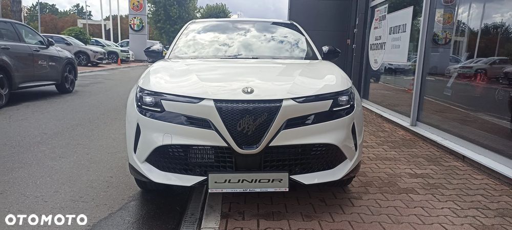Alfa Romeo Junior 1.2 mHEV Ti eDCT - 6