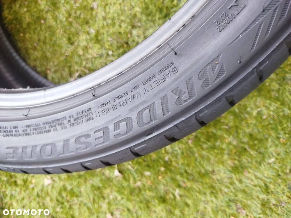 235/40R19 96W Bridgestone Potężna S001 2x90% bieznika - 11