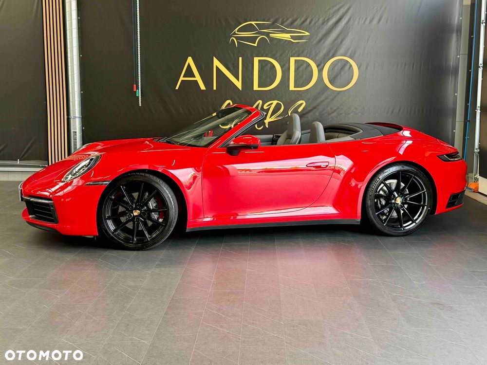 Porsche 911 Carrera - 5