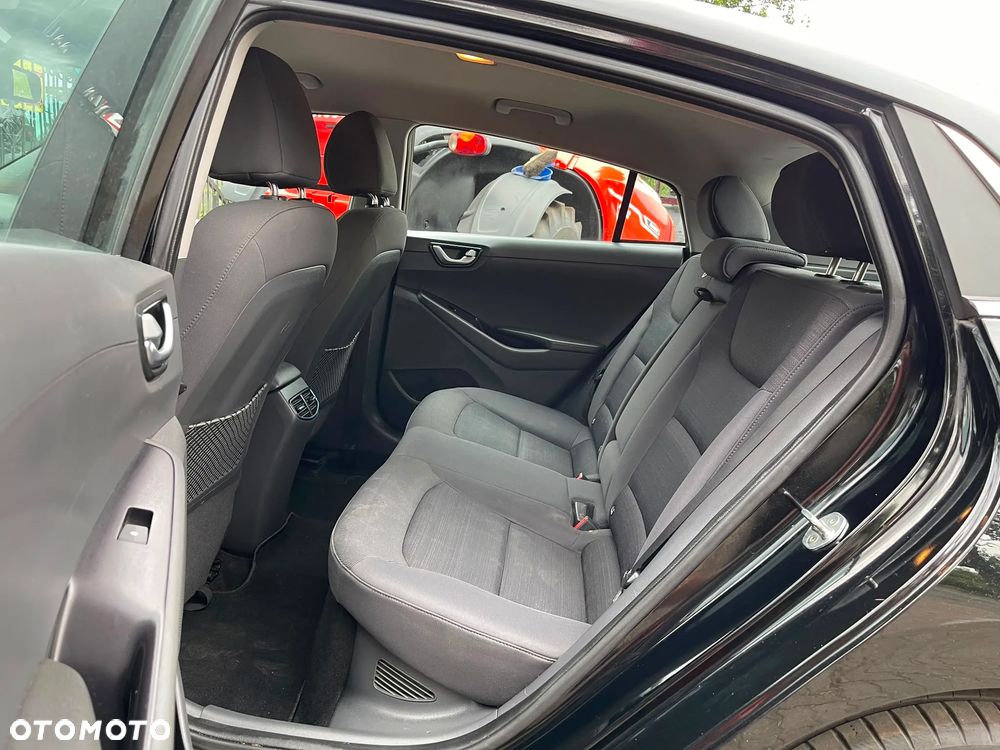 Hyundai IONIQ 1.6 GDI - 22