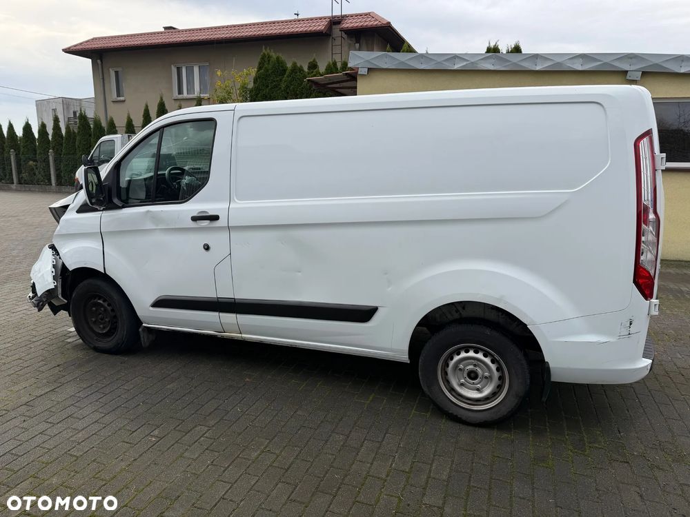Ford TRANSIT CUSTOM - 7