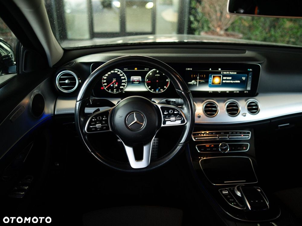 Mercedes-Benz Klasa E 200 d Business Edition 9G-TRONIC - 13