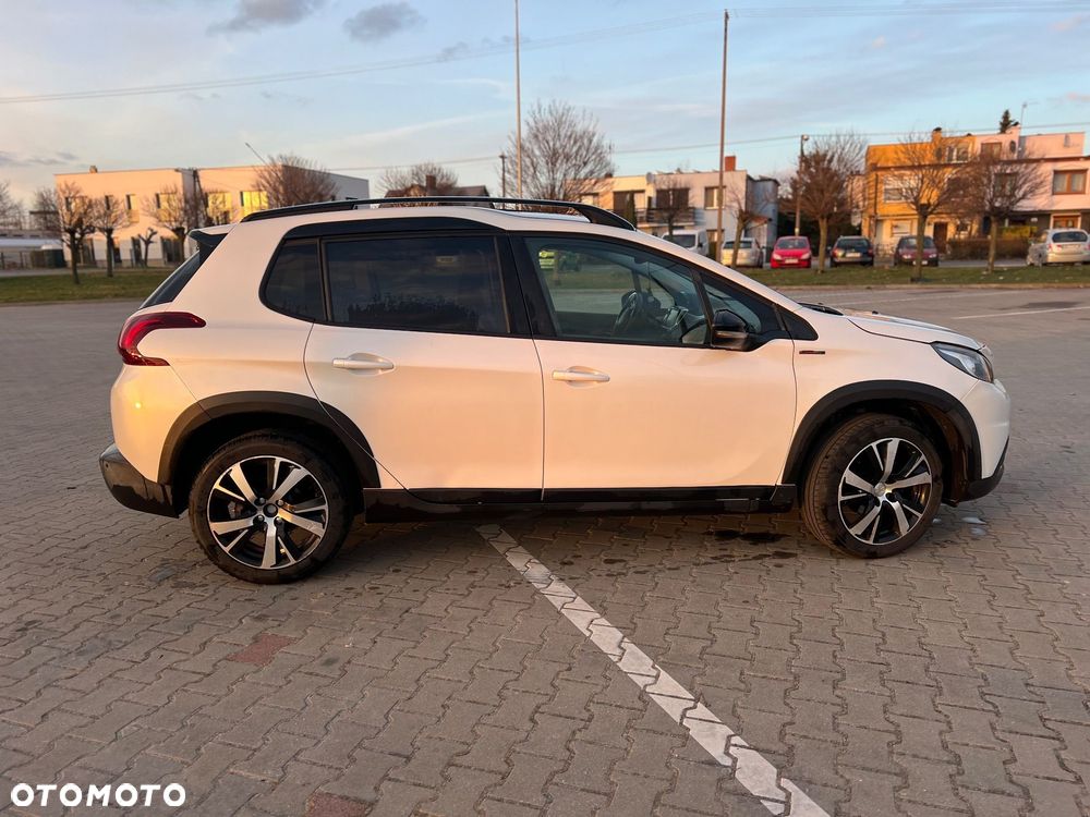 Peugeot 2008 PureTech 110 Stop&Start GT-Line Edition - 15