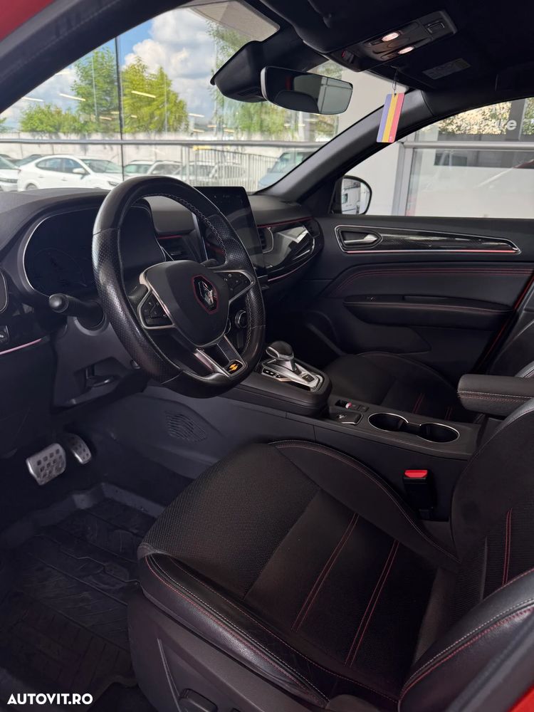 Renault Arkana E-TECH 145 R.S.LINE - 9