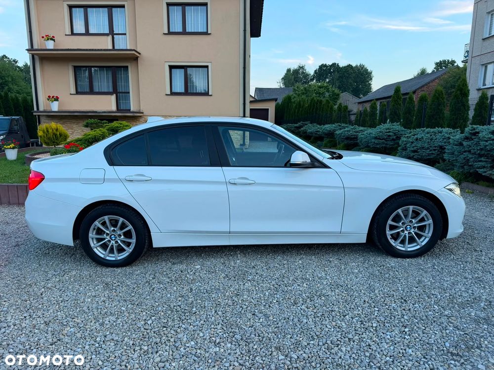BMW Seria 3 318i Advantage - 3