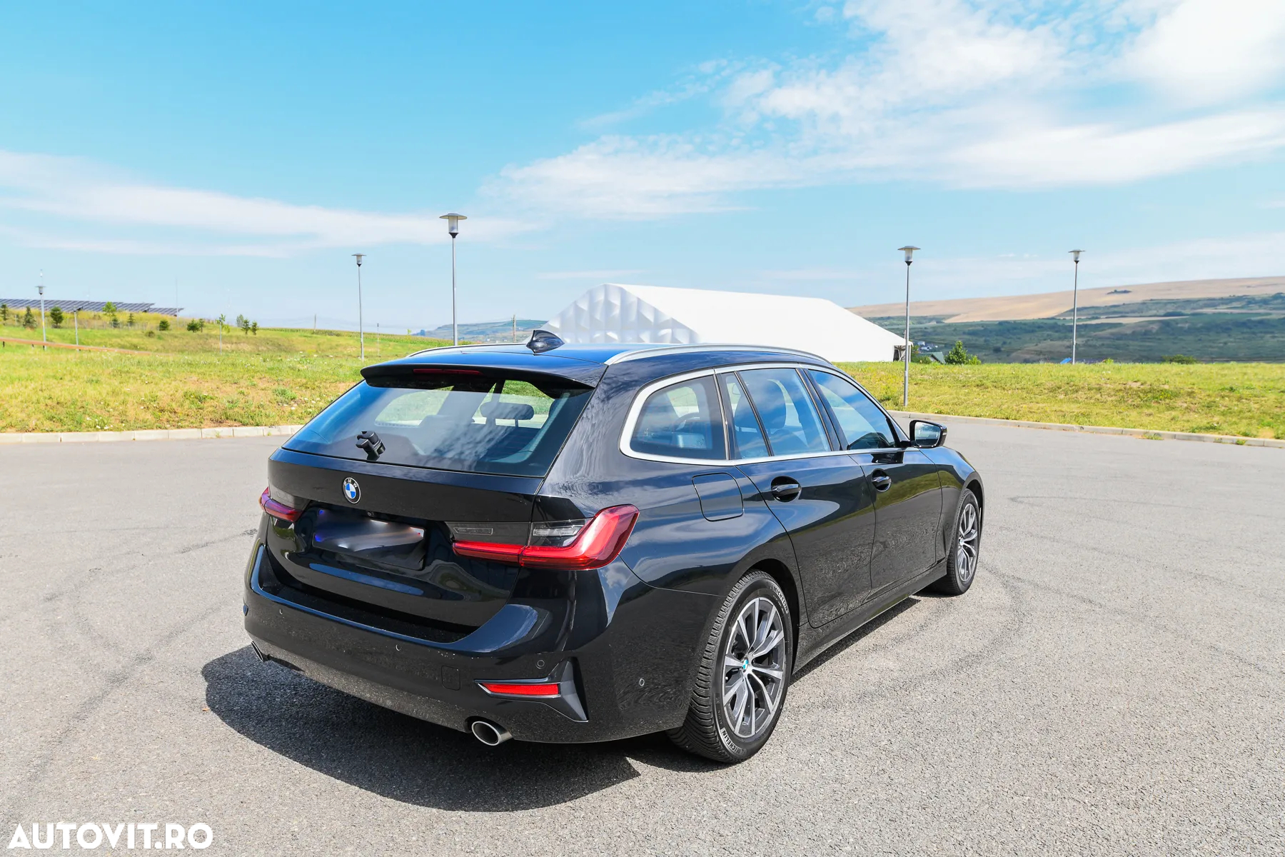 BMW Seria 3 318d Touring Aut. - 10