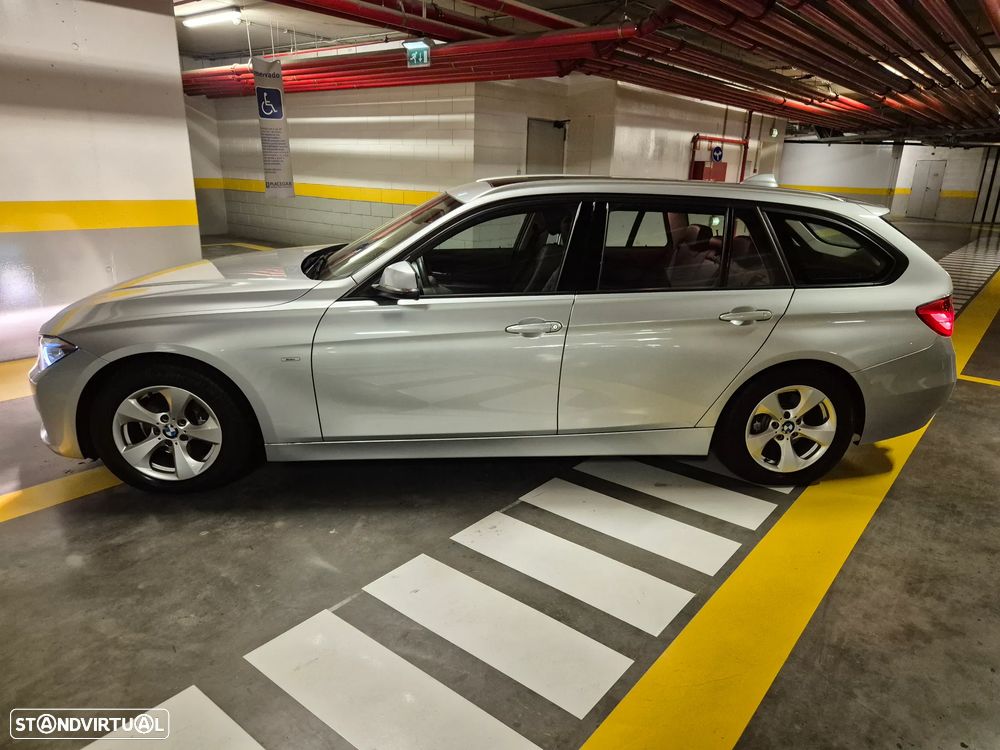 BMW 320 d EfficientDynamics Line Modern Auto - 4