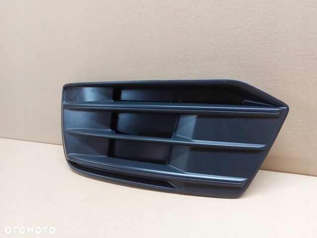 AUDI Q5 80A 16- KRATKA ZDERZAKA LEWA 80A807679A - 2