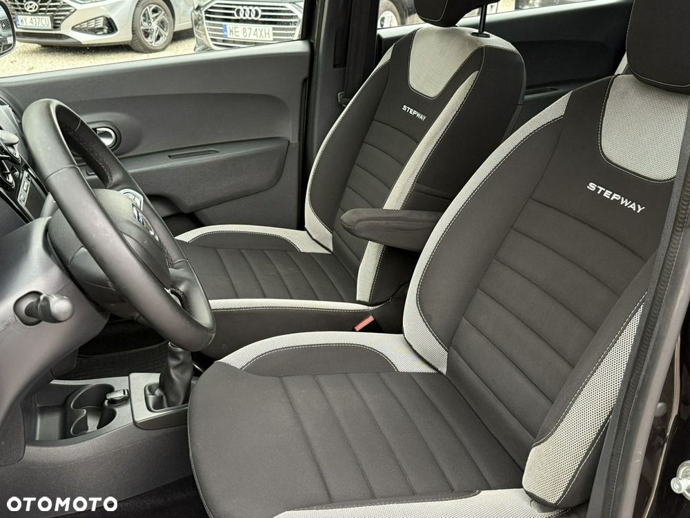 Dacia Lodgy 1.5 Blue dCi Stepway Comfort S&S - 12