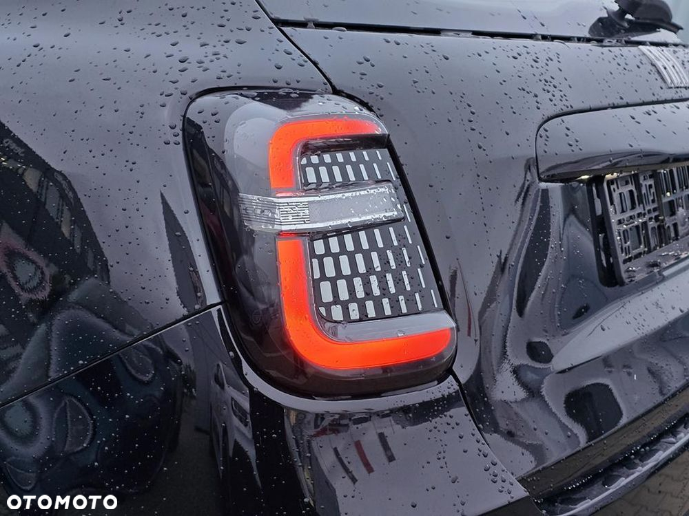 Fiat 600 1.2 Turbo Hybrid eDCT - 22