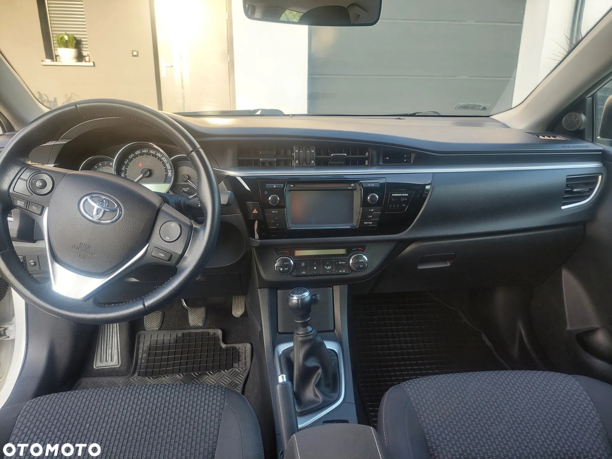 Toyota Corolla 1.6 Prestige - 6