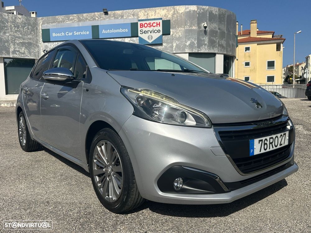 Peugeot 208 1.2 PureTech Style - 1