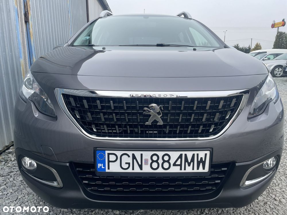 Peugeot 2008 1.2 Pure Tech Allure S&S - 10