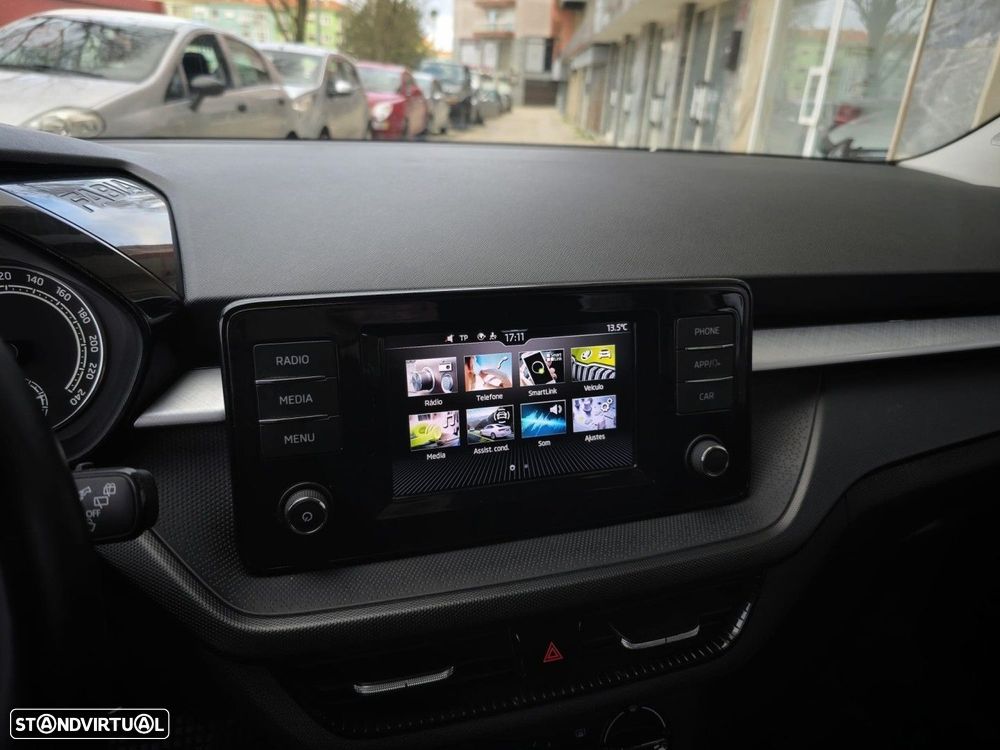 Skoda Fabia 1.0 MPI Ambition - 9