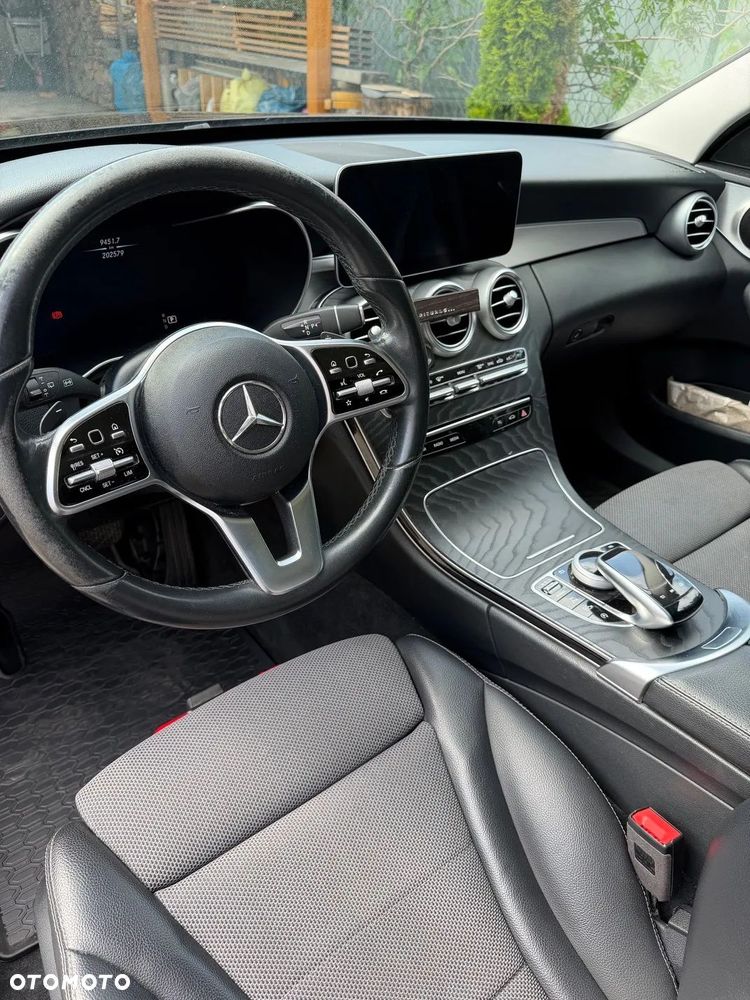 Mercedes-Benz Klasa C 220 d 9G-TRONIC Avantgarde - 6